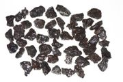 <B>Iron octahedrite meteorite pyramidal  crystals  bag of  200gr</B>