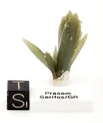 Sold: top museum grade Prasem cluster