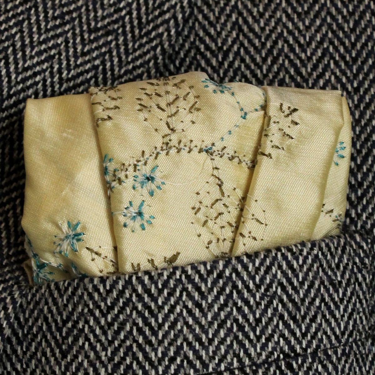 Gold Ivory Embroidered Silk Pocket Square