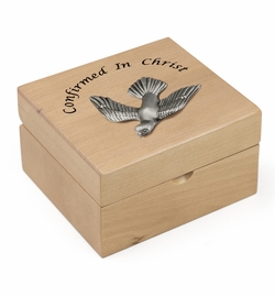 4-3/4 x 4-1/4 x 2-3/4 Inch Dove Confirmation Maple Wood Keepsake Box