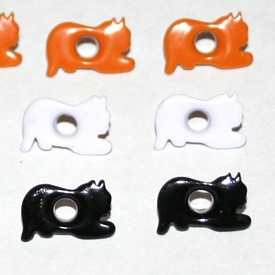 Cat Eyelets