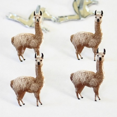 Llama Brads