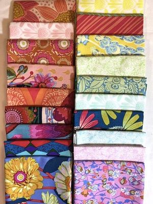 Cheery FQ Bundles by Anna Maria Textiles