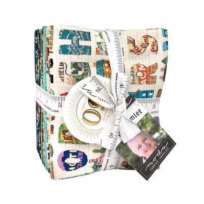 Fat Quarter Bundle Paper Hamlet with Panel