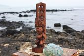 12"  Tiki AKUA KAI - Stained Monkey Pod Wood - Hawaii Museum Replica