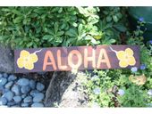 20" LARGE Hawaiian ALOHA Tiki Welcome Sign with Hibiscus Flowers. Island Beach Bar Decorations. 