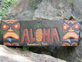Artistic Hawaiian ALOHA Pineapple Tiki Bar / Luau/ Welcome Sign. Polynesian Beach Bar Tiki Sign