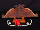 Classic Hawaiian Wall Hanger. Antique Finish Palm Tree Design. Tropical Decoration.