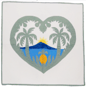 DIAMOND HEART Classic Quilted Wall Hanging. Hand Made Traditional Hawaiian Quilt. Tropical Island Wall Decor