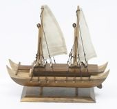 DOUBLE HULL WARRIOR CANOE - 9" X 14" - TROPHY  Original: BISHOP MUSEUM