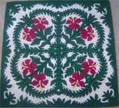 HAWAIIAN HIBISCUS SONG Classic Quilted Wall Hanging. Hand Made Traditional Hawaiian Quilt. Tropical Island Wall Decor