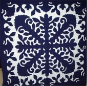 LEIHUA Classic Quilted Wall Hanging. Hand Made Traditional Hawaiian Quilt. Tropical Island Wall Decor