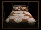 Shantung Silk Hibiscus Ulu Nui Design - Hawaiian Quilt - Bedspread