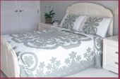 TUBEROSE PIKAKE  Hand Quilted Bedspread. Hand Stiched Hawaiian Quilt. Tropical Bedroom Decor