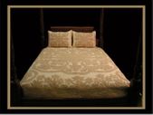 TUBEROSE PIKAKE Hand Quilted Bedspread. Hand Stitched Hawaiian Quilt. Tropical Bedroom Decor