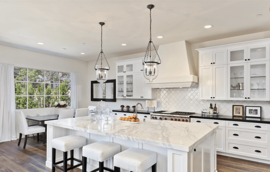 Arabesque Lantern Beacon Glossy White Porcelain Mosaic Wall Tile