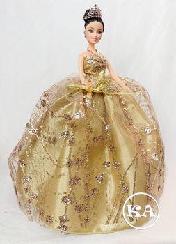 12-Inch Quinceanera Doll in Gold