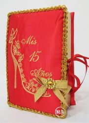 Quinceanera Bible with High Heel Shoe Themed