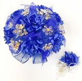 Burgundy with Gold Quinceanea Bouquet 