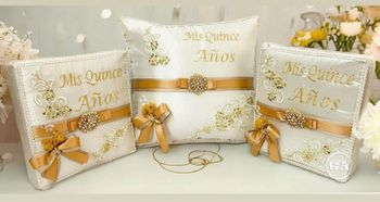 Champagne and Gold Quinceanera Kneeling Pillow set