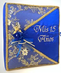 Photo Album w/ Flowers of Roses - Royal blue