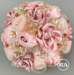 Angel Quinceanera Bouquet Blush with Gold