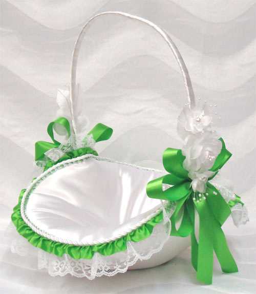 Quinceanera Gift Basket 12" in White and Red