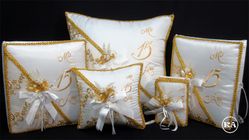 5 piece Quinceanera Package - White and Gold