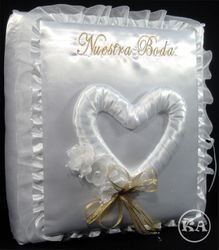 Wedding Photo Album with Heart Shaped.