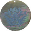 Blacklip shell round in blue