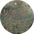 Blacklip shell round in gold