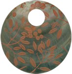 Blacklip shell round in red