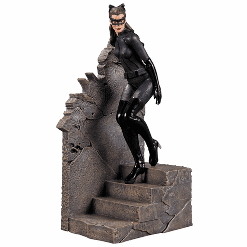 Batman Dark Knight Rises Catwoman Statue
