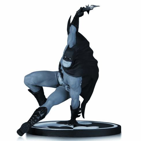 DC Collectibles Batman Black & White Bryan Hitch Batman Statue