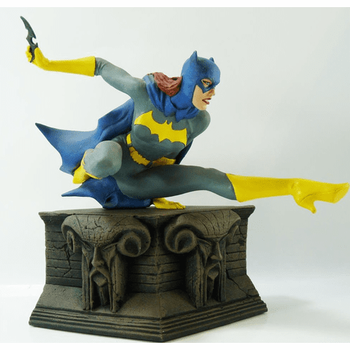 DC Comics Batgirl on the Wings of Night Statue