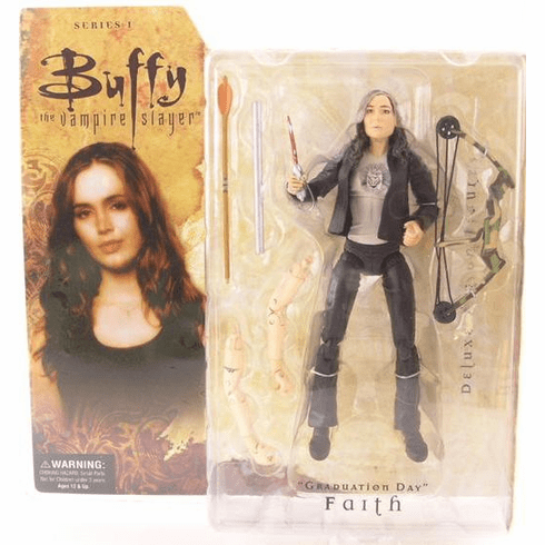 Diamond Select Buffy the Vampire Slayer Graduation Day Faith Figure