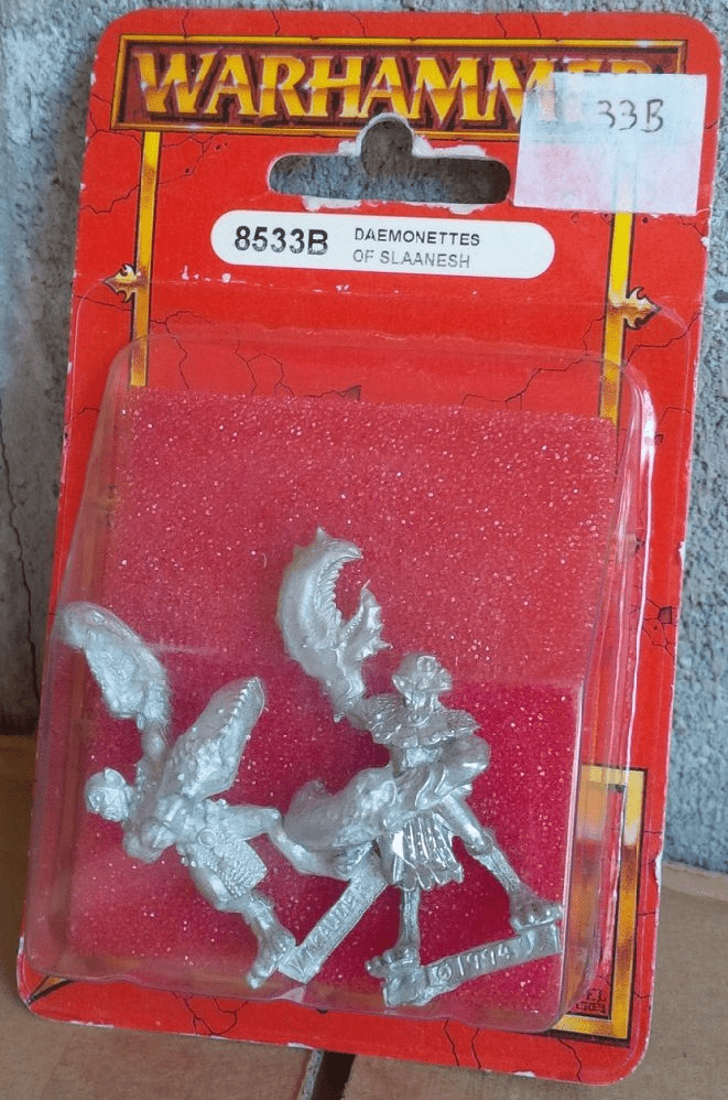 Games Workshop Daemonettes of Slaanesh Warhammer Miniature