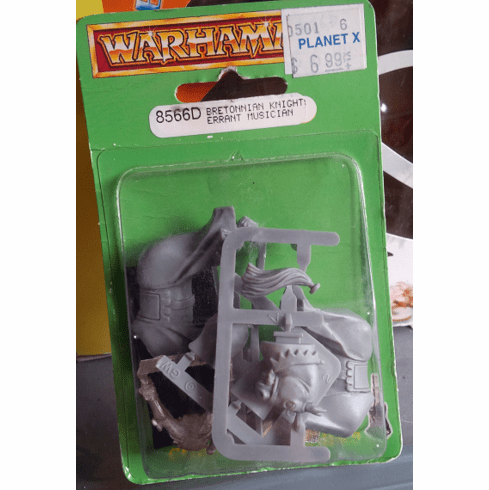 Games Workshop Warhammer Bretonnian Knights Errant Musician Miniature