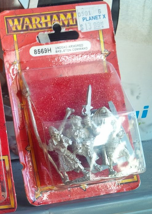 Games Workshop Warhammer Undead Armored Skeleton Command Miniature