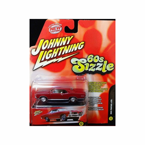 Johnny Lightning 60's Sizzle 1966 Pontiac GTO Car