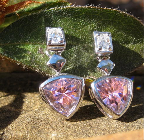 elen of Troy earrings alluring captivating beauty
