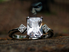 HAUNTED MARRY A VAMPIRE RING OF POWER