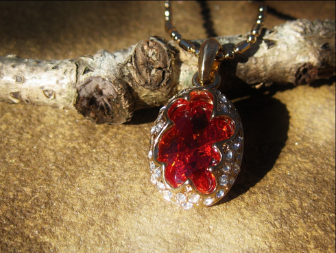 Haunted Pendant Mirror Mirror djinn of perfect destiny