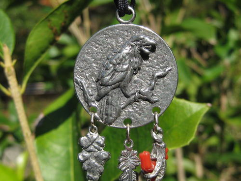 Powerful Raven Djinn of supernatural miracles