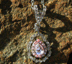 Voodoo Belle FORGET ME NEVER Pendant love sex