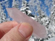 RQ-1 ROSE QUARTZ WAND