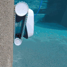 Maytronics Dolphin Echo Robotic Pool Cleaner 99996114-US