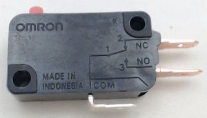 Microwave Universal Door Switch, 3 Wire, 3/16" Male Terminals, 15 Amp, 28QBP0495