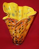 Beautiful Gorgeous Alicja Poland Hand Made Mouth Blown Flower Vase