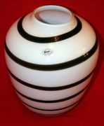 Beautiful Gorgeous Alicja Poland Hand Made Mouth Blown Flower Vase